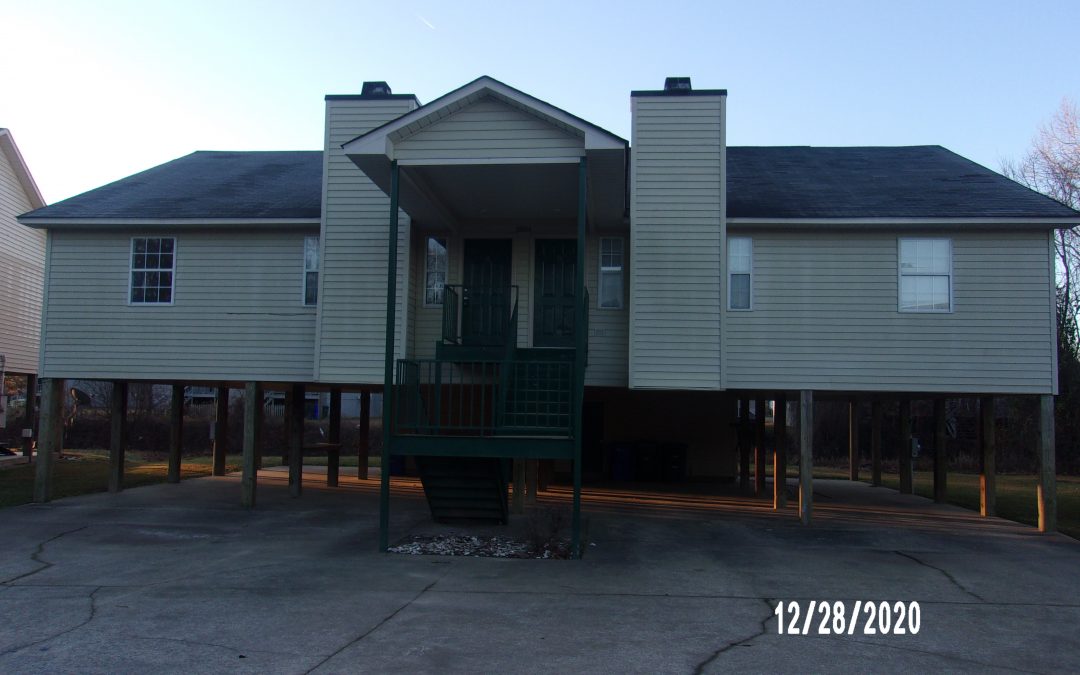 Dockside Duplex  3 bedroom 2 bath AVAILABLE NOW