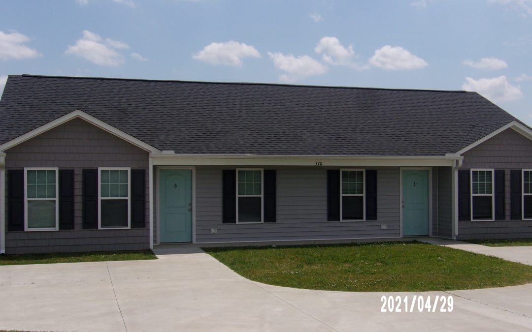 Thad Little Road DUPLEXES 2 bed / 2 bath Ayden NC  AVAILABLE 9/22/23